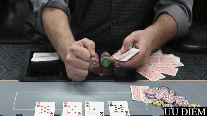 Nhóm kéo Baccarat là gì? Những ưu điểm đáng quan tâm